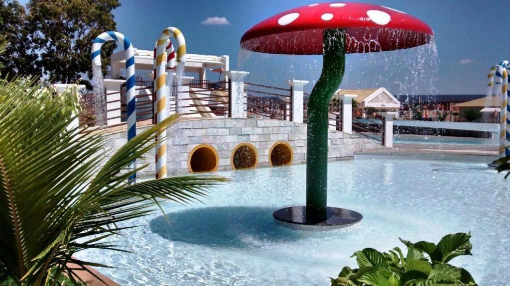 Lacqua Diroma - Piscina De Ondas Exclusiva Aparthotel *